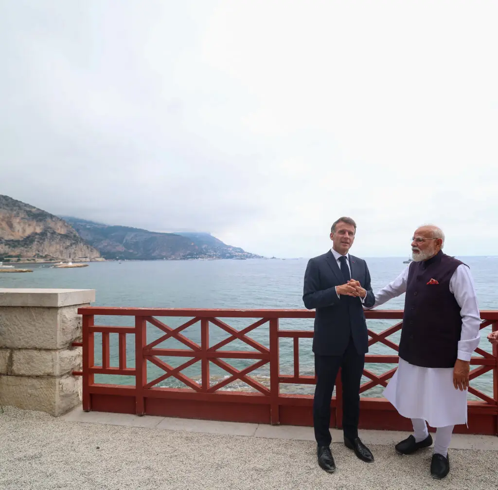 Narendra Modi Emmanuel Macron